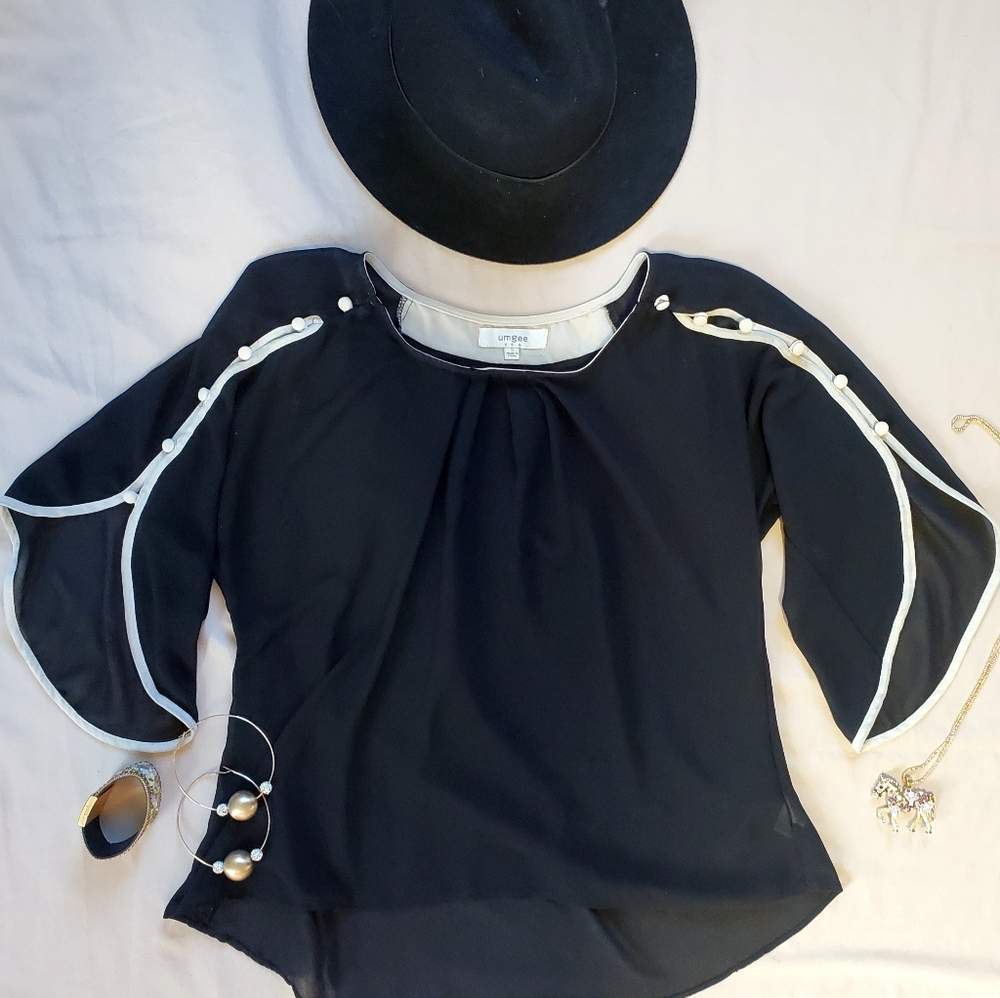 Umgee Sheer Black Top